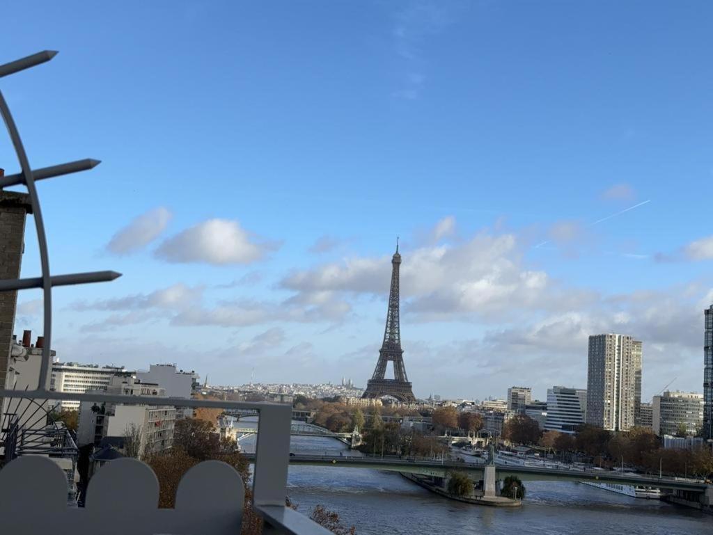 Appartement Vue Tour Eiffel Paris 16 Eme Luaran gambar