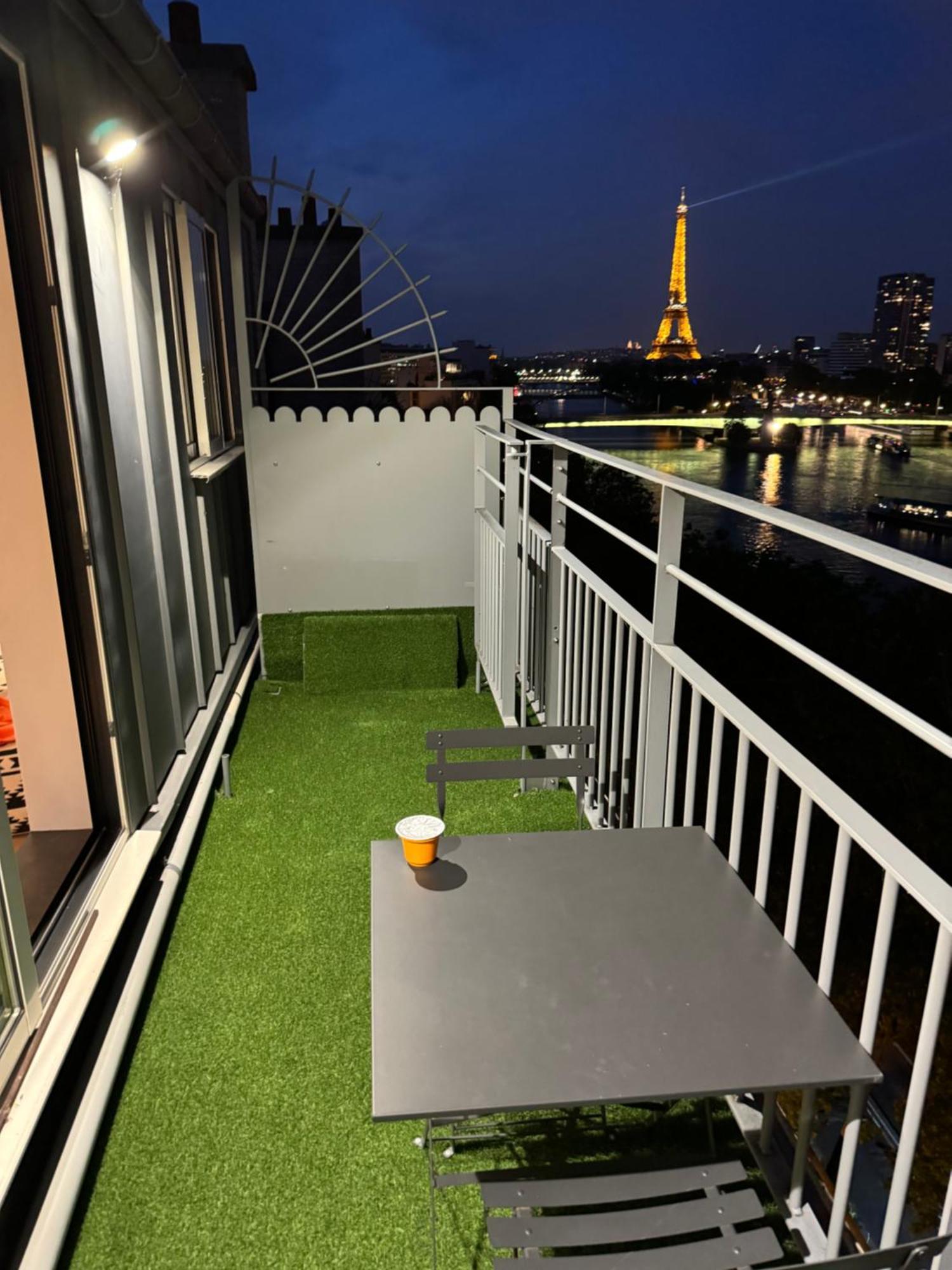 Appartement Vue Tour Eiffel Paris 16 Eme Luaran gambar