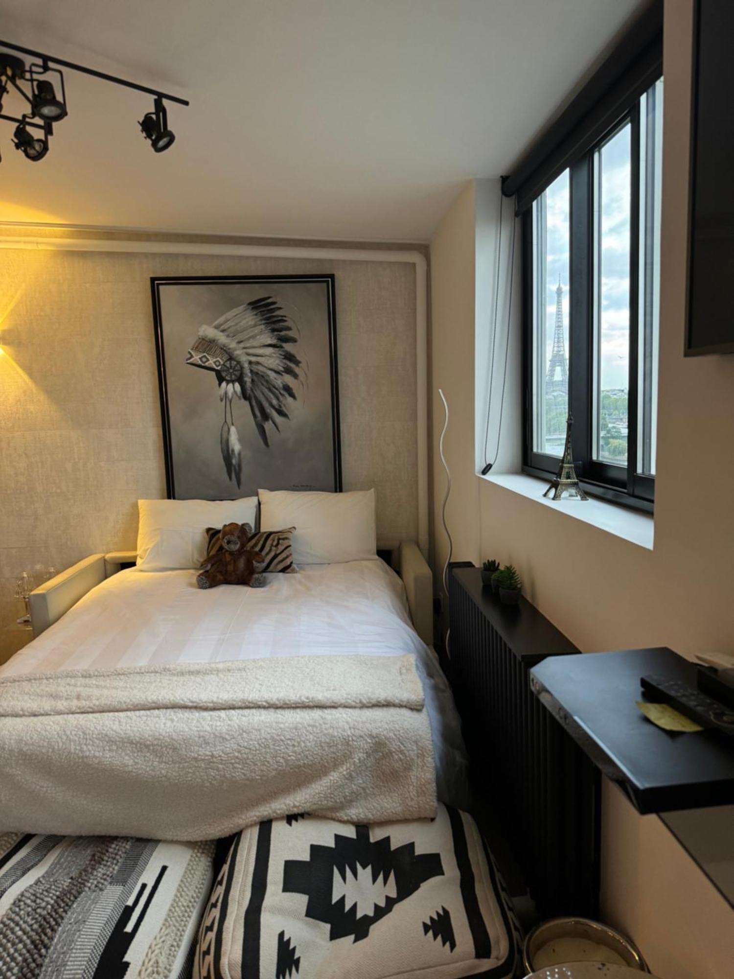 Appartement Vue Tour Eiffel Paris 16 Eme Luaran gambar